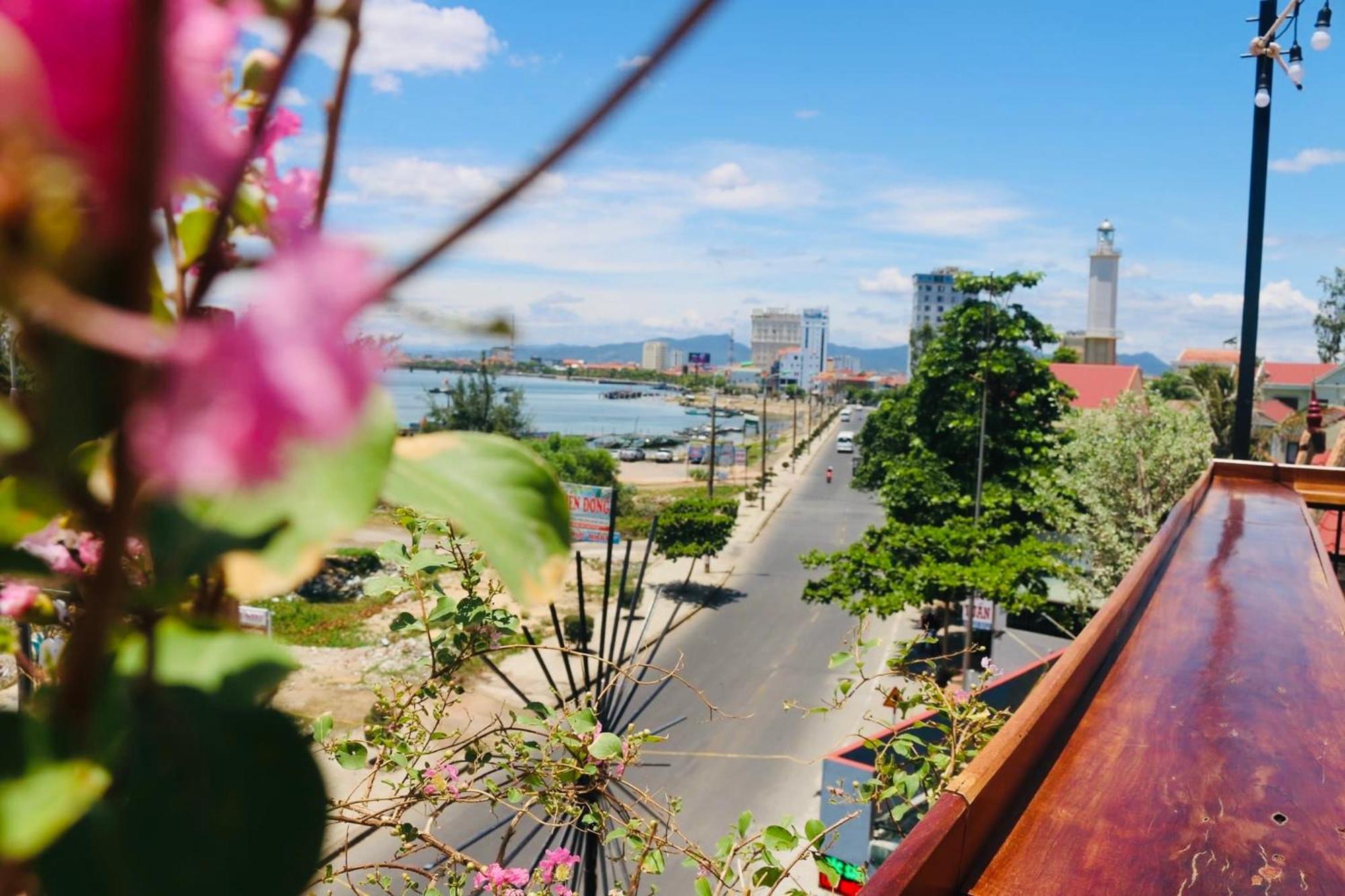 Riverview Homestay دونغ هوي الغرفة الصورة